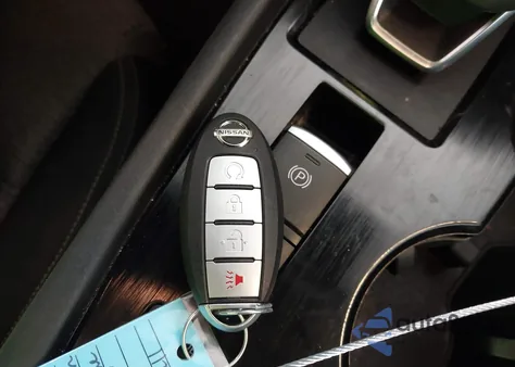 2021 Nissan Rogue Sv Fwd from USA, damaged, VIN 5N1AT3BA2MC734044